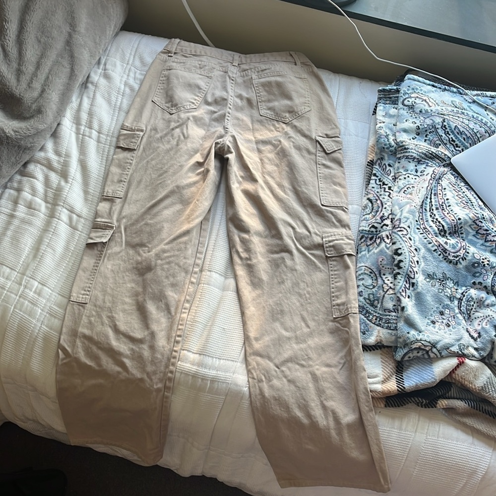 SHEIN Cargos - Picture 2 of 2